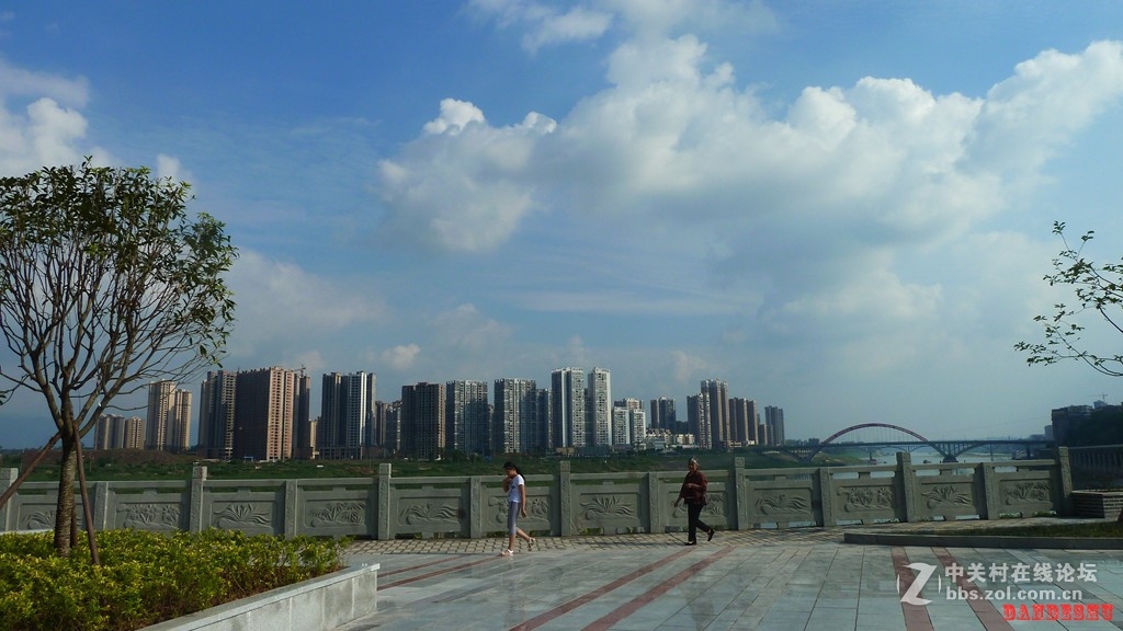 欧耶  美丽滨江