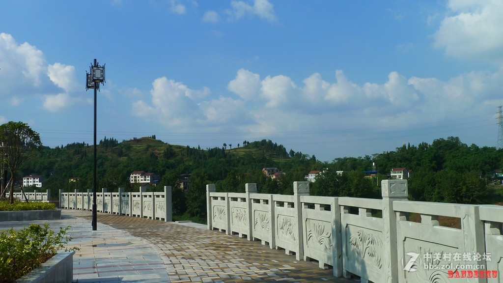 欧耶  美丽滨江