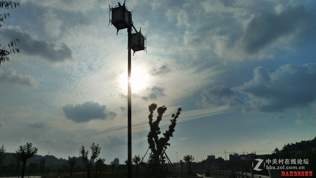 欧耶  美丽滨江