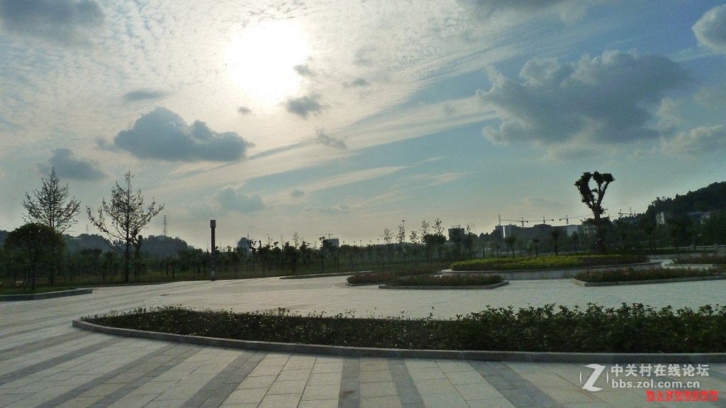 欧耶  美丽滨江