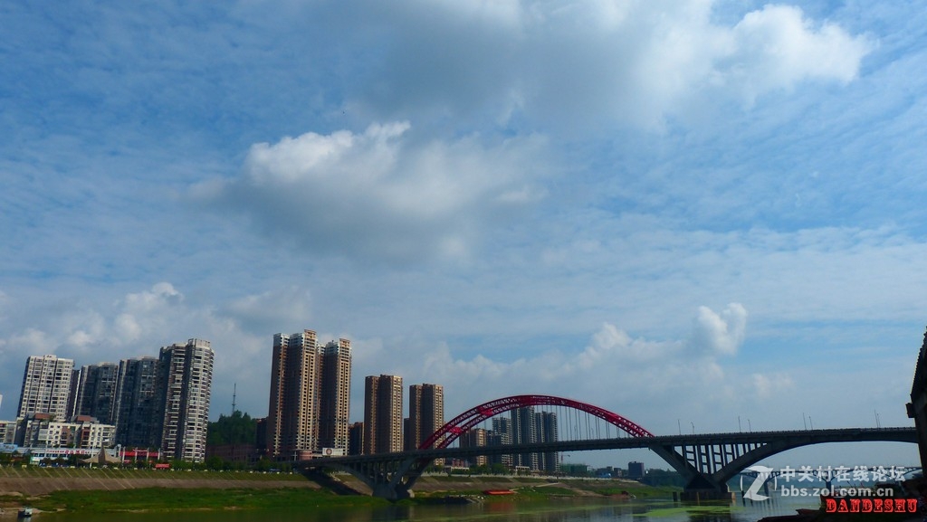 欧耶  美丽滨江