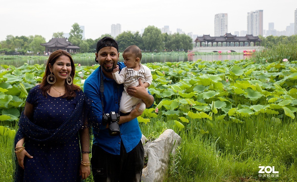 #留下一份夏天的纪念#  荷塘魅影