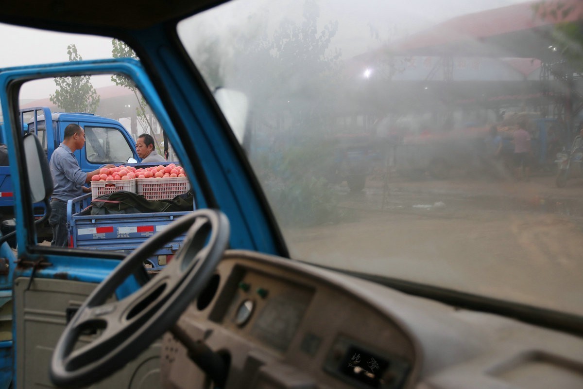 瓜菜交易市场纪实