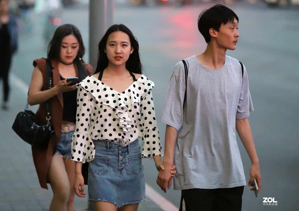 一组街拍杂图17