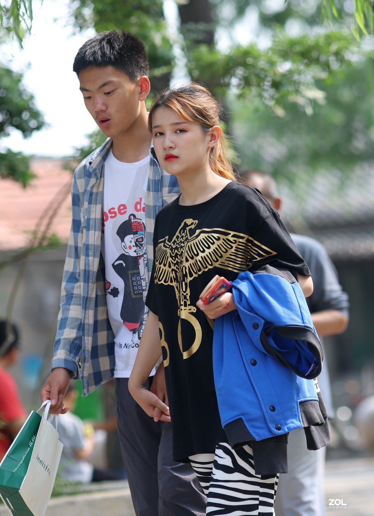 一组街拍杂图17