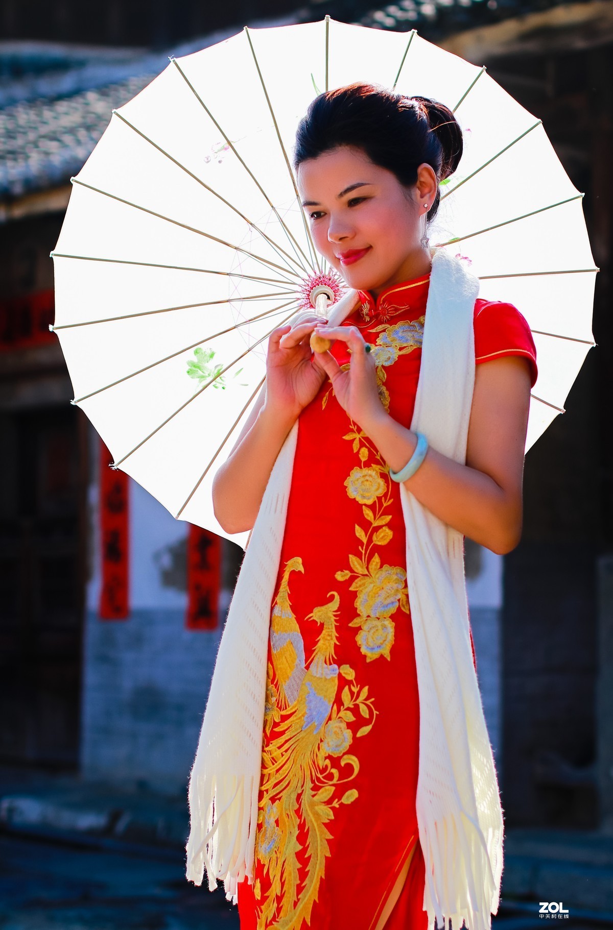 蓝屋土楼旗袍人像