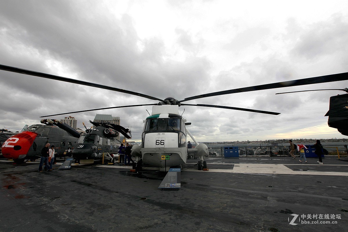 中途岛号航空母舰