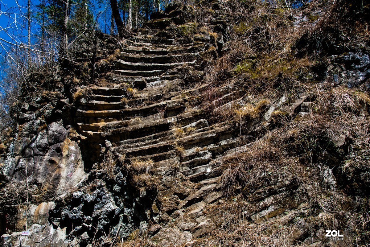 【镜头里】第808号：鸭绿江畔的十五道沟望天鹅景区（六）