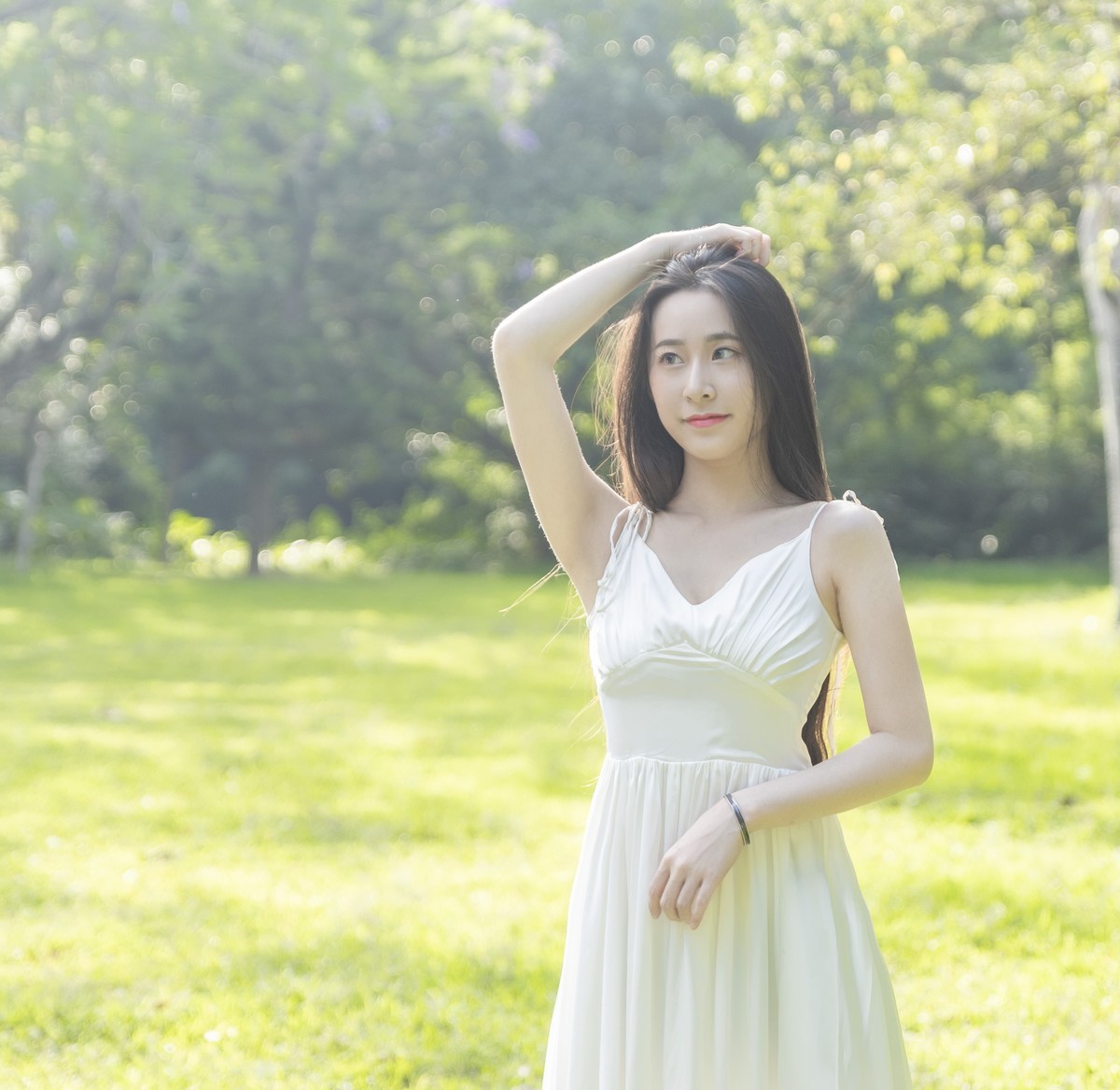 有一段时间没拿相机了，相机都快生锈了。拿出来晒晒去公园拍拍照