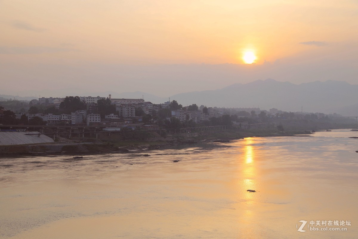 汉江拍日出
