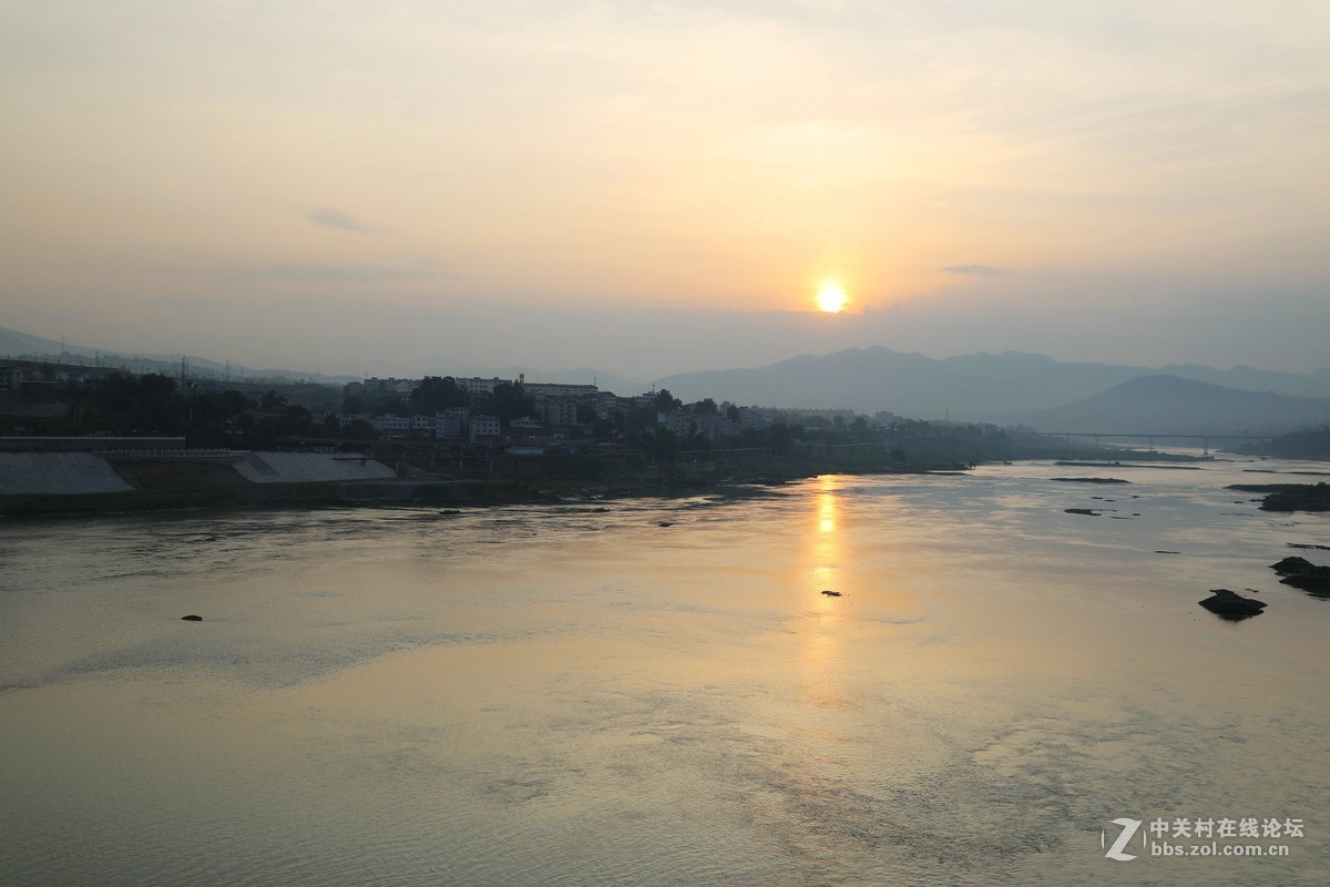 汉江拍日出