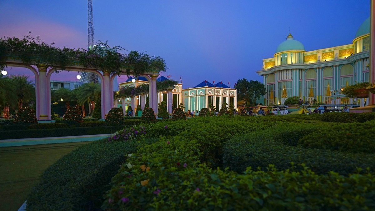 泰国风光--富贵黄金屋