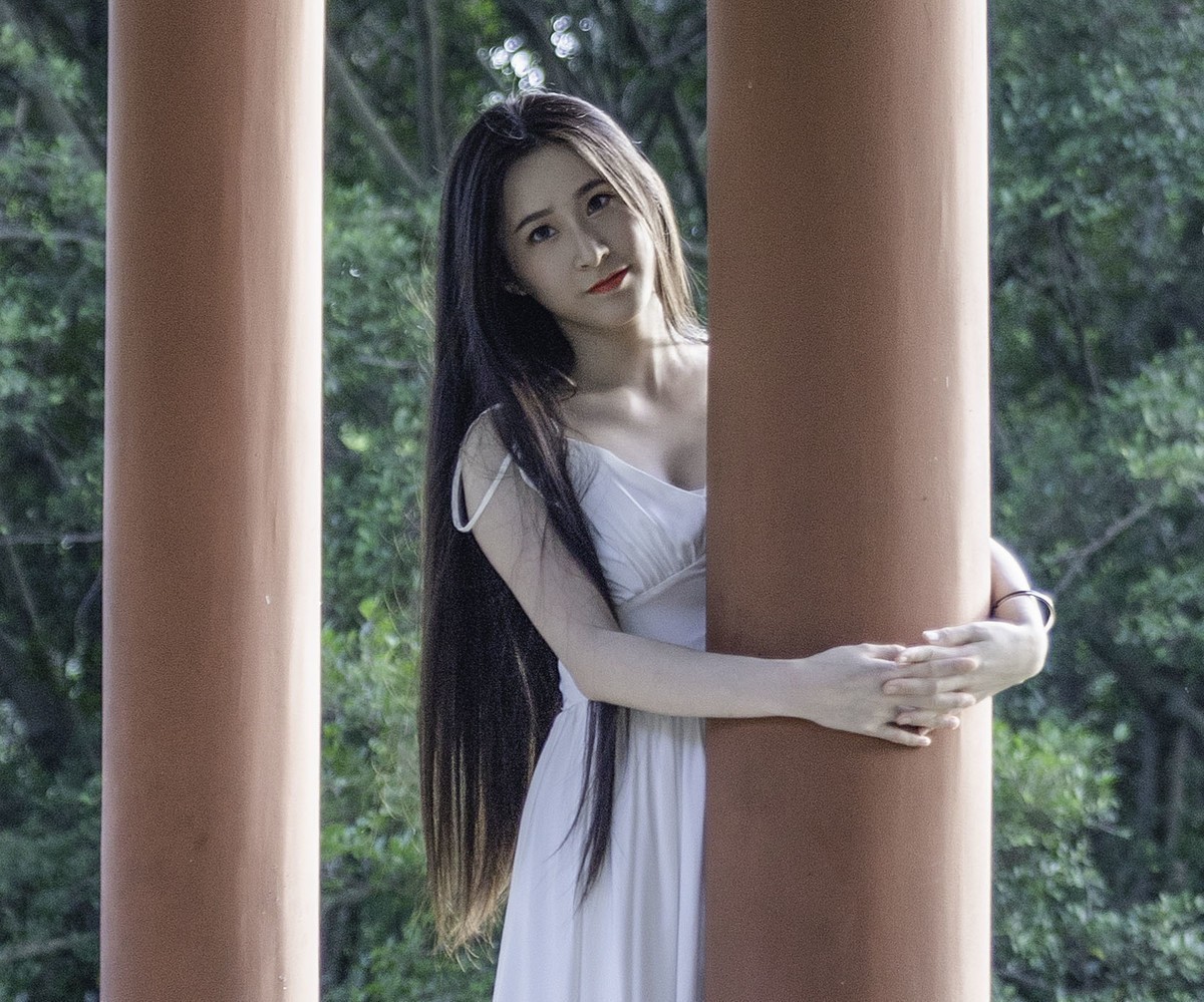 有一段时间没拿相机了，相机都快生锈了。拿出来晒晒去公园拍拍照