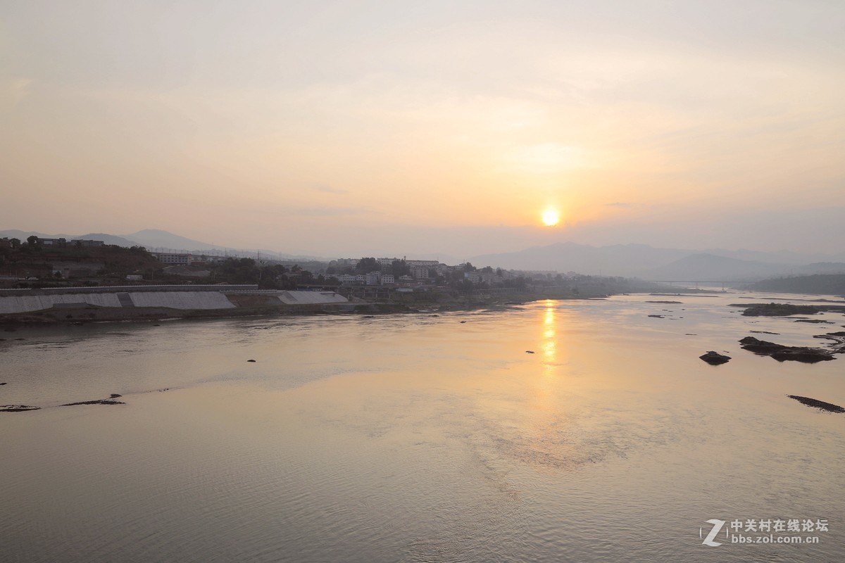 汉江拍日出