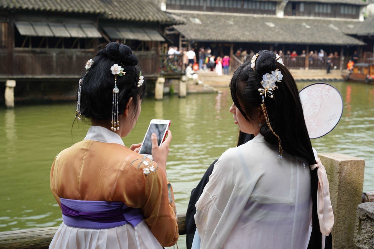 观高竹杆精彩表演