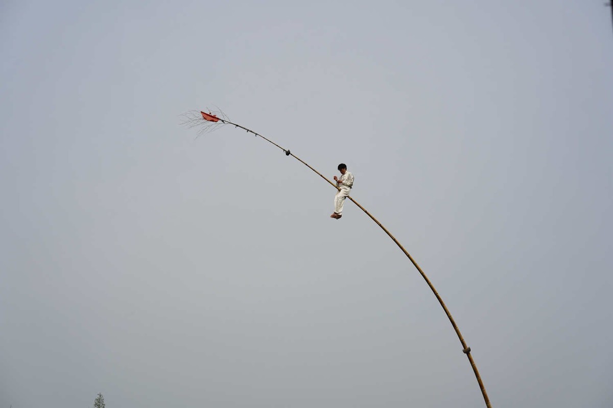 观高竹杆精彩表演