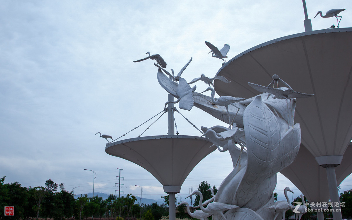 西昌邛海国家湿地公园雕塑群