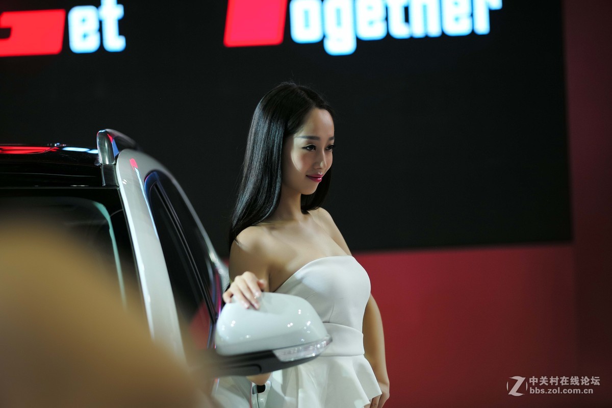 15年北京车展用徕卡M拍仅有的几位车模！（手动对焦不容易啊！）