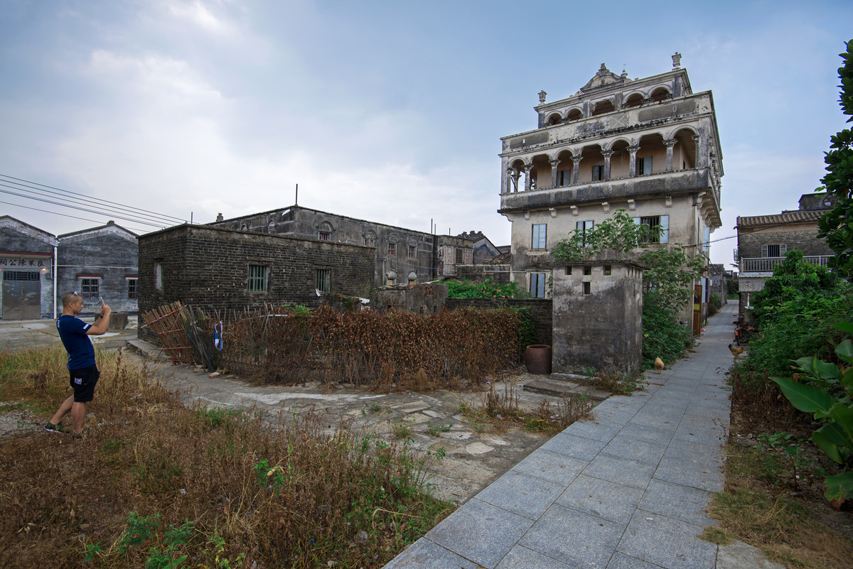 廣東臺山頤和溫泉城碉樓古村度假遊