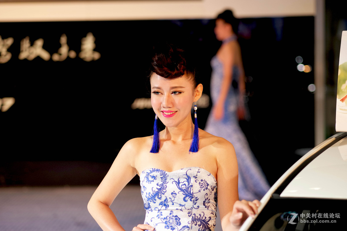 15年北京车展用徕卡M拍仅有的几位车模！（手动对焦不容易啊！）