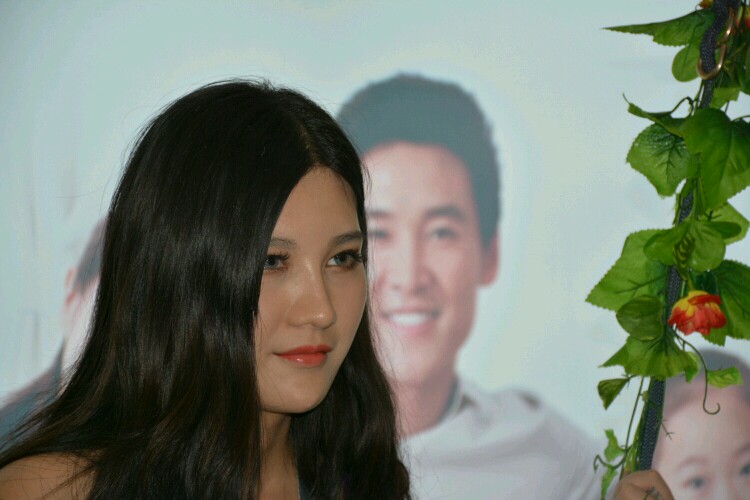 广州广交会学拍美女