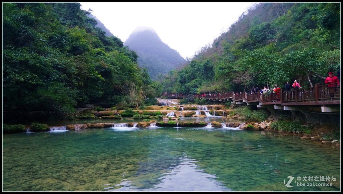 荔波小七孔風景區摺疊68級跌水瀑布