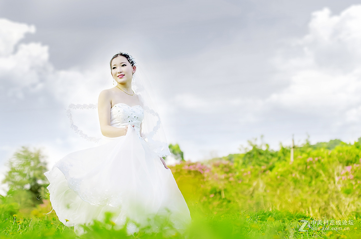 美女单人唯美婚纱照