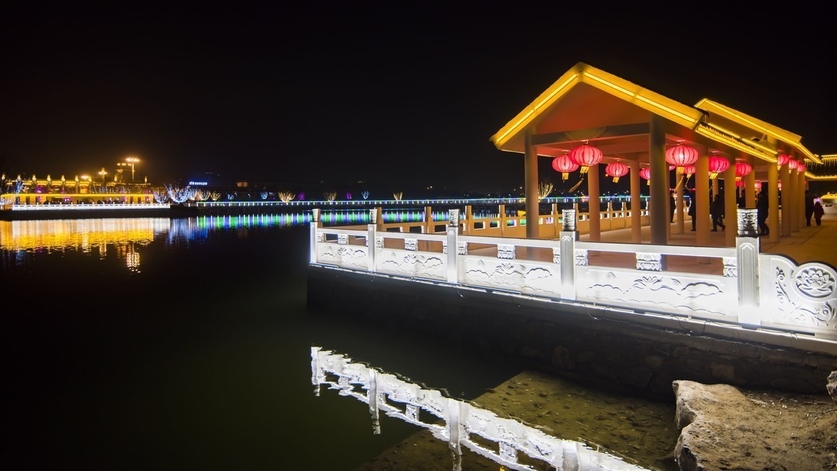 图丽16-28试拍夜景