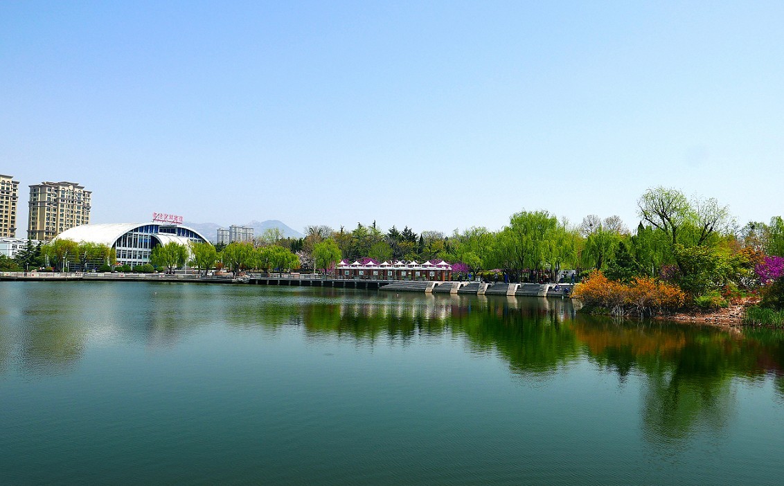 再与二位版主讨论个卡片机的问题选择中高档卡片机还是微单说说体会