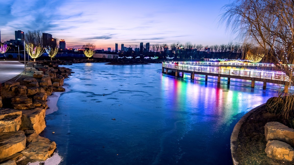 图丽16-28试拍夜景