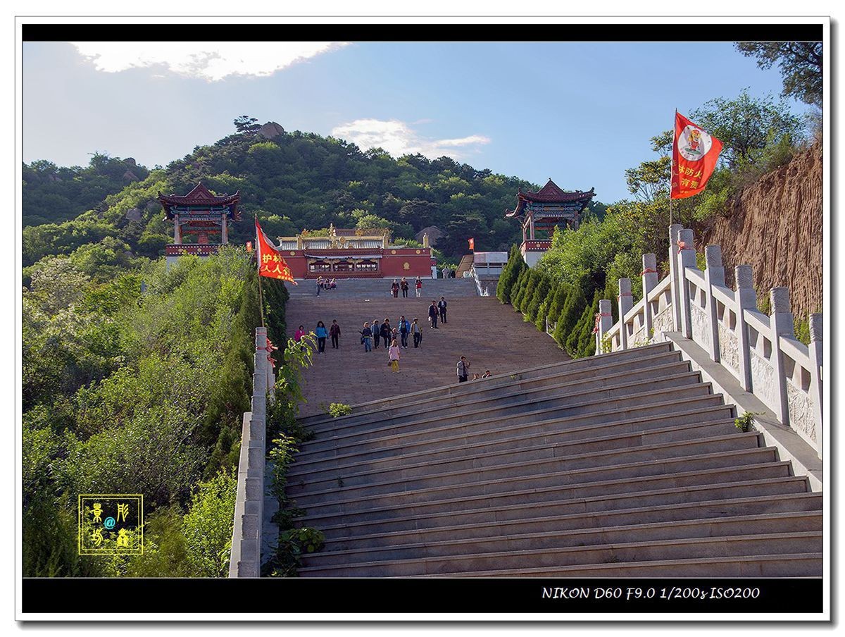 上山路上看风景
