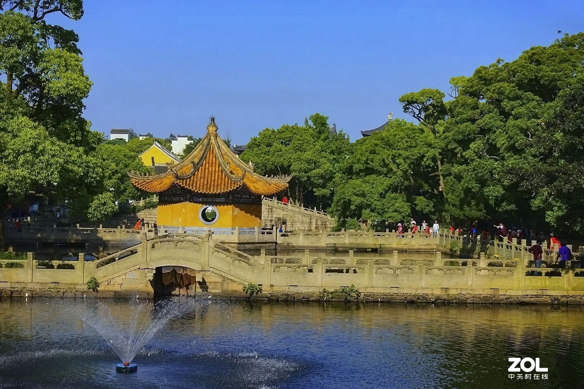 普陀山普济寺环境
