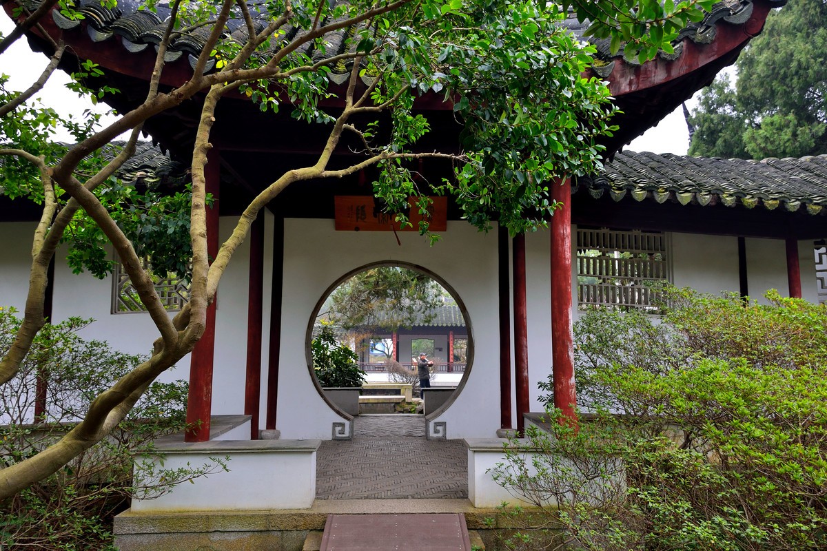 苏州东山启园游拍