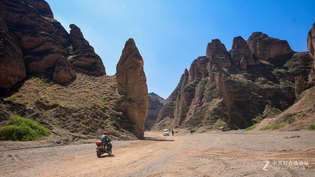 浑然天成鬼斧神工