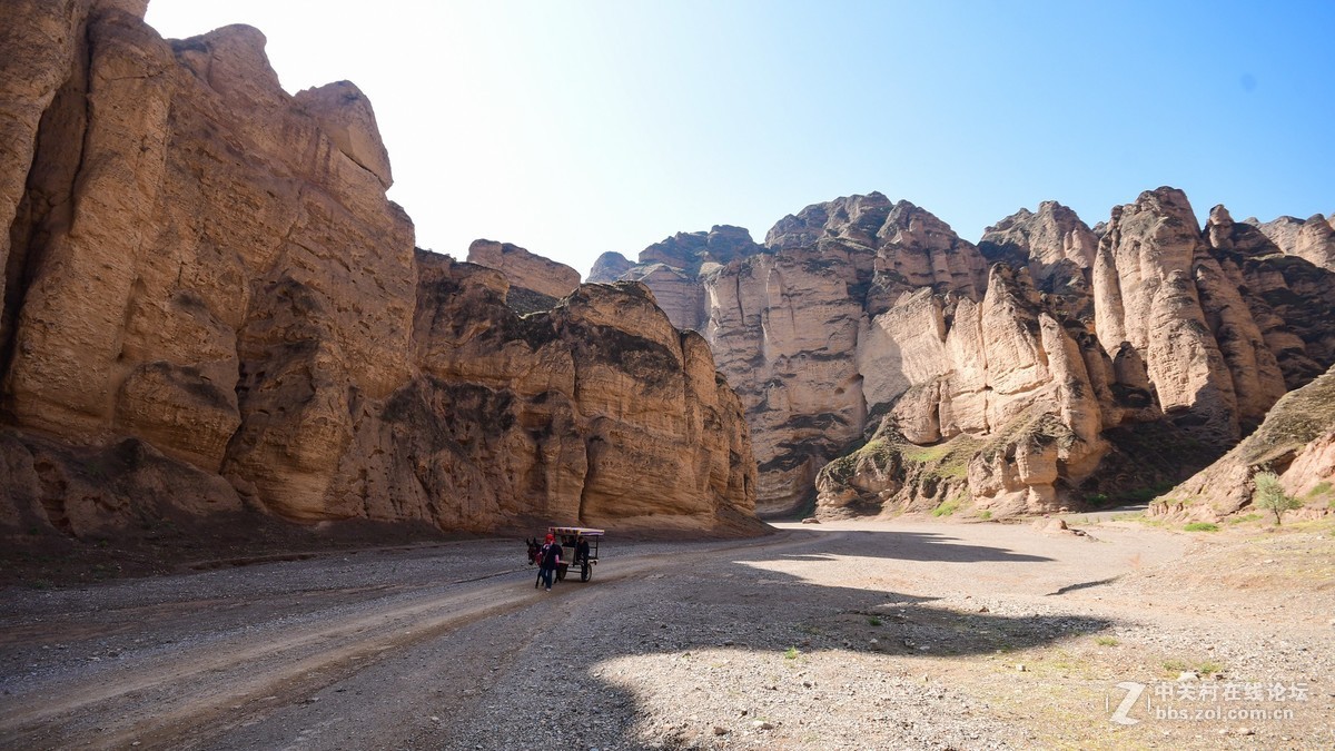 浑然天成鬼斧神工