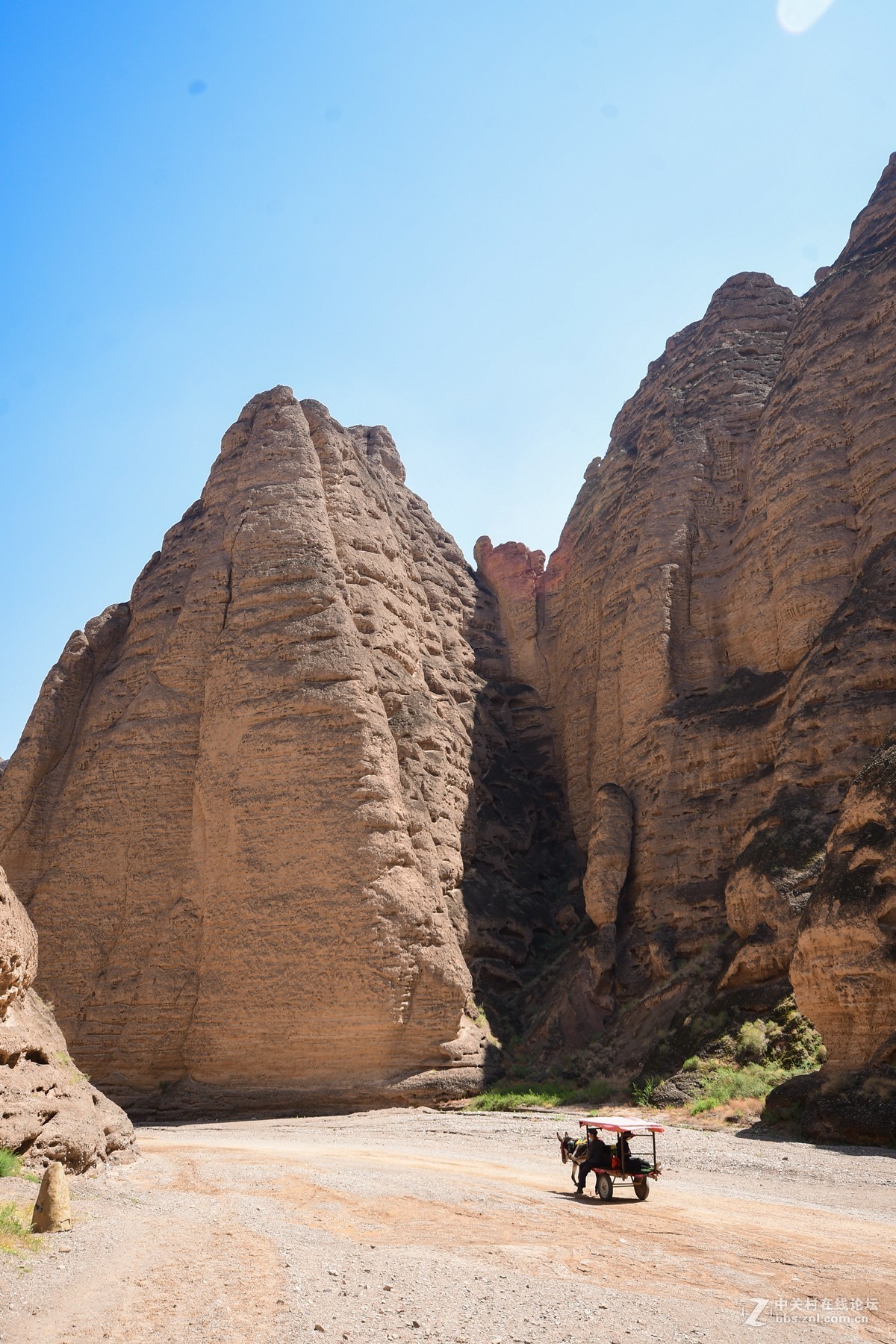 浑然天成鬼斧神工