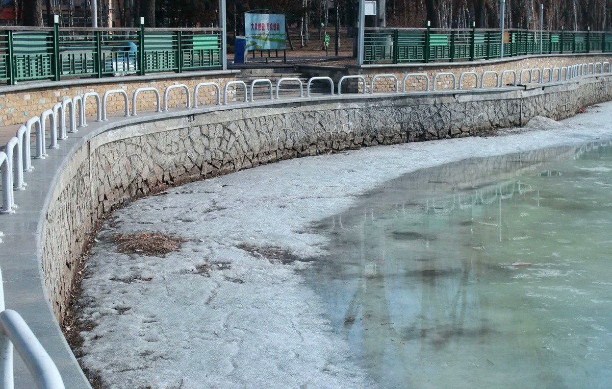 冰场消融---天气实报