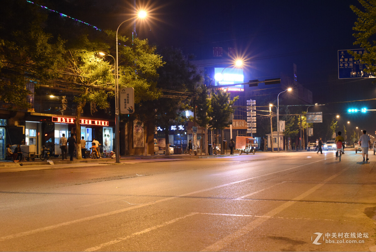 夜晚随拍街景希望各位好友指正