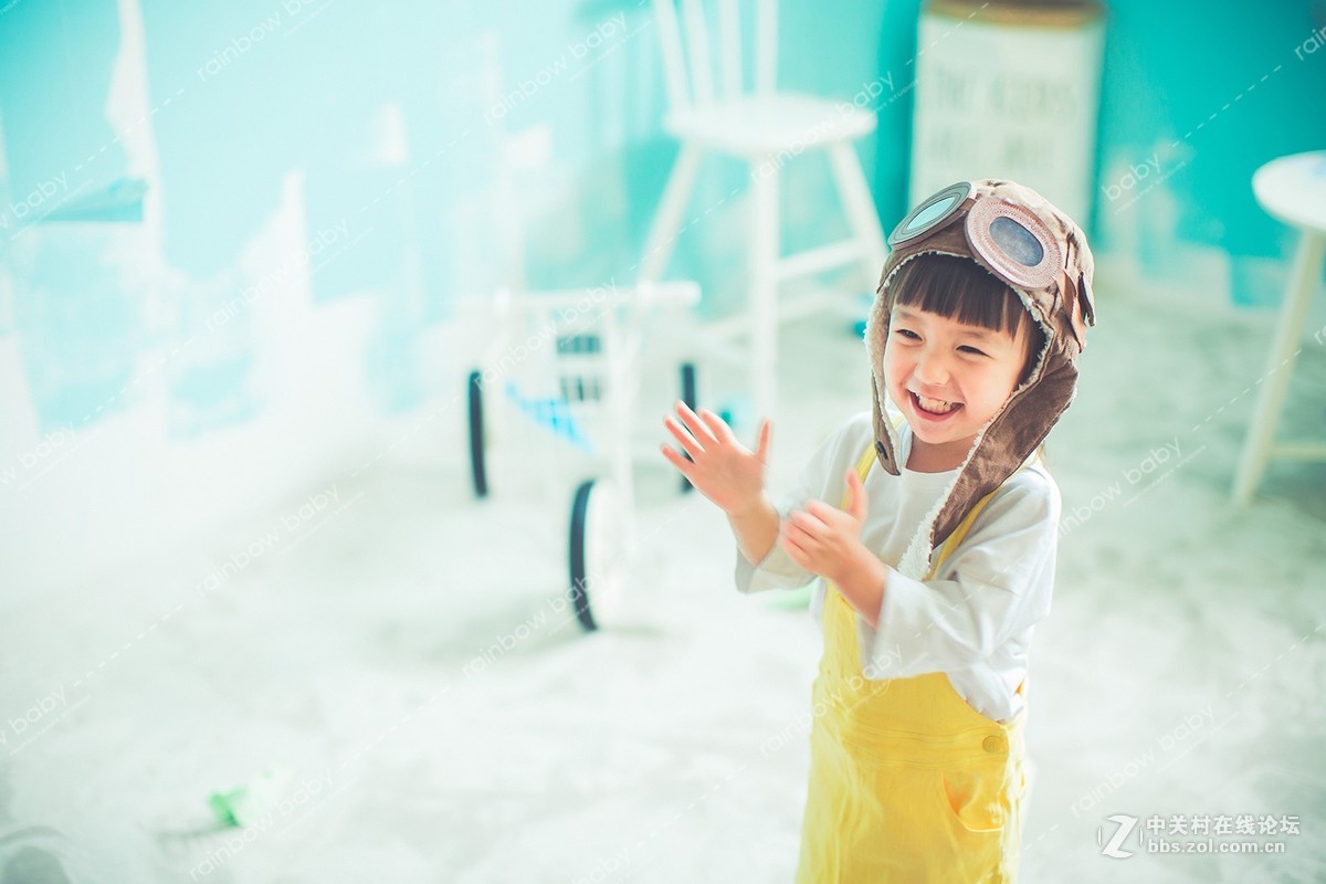 上海Rainbow Baby高端儿童摄影（纸飞机室内拍摄）