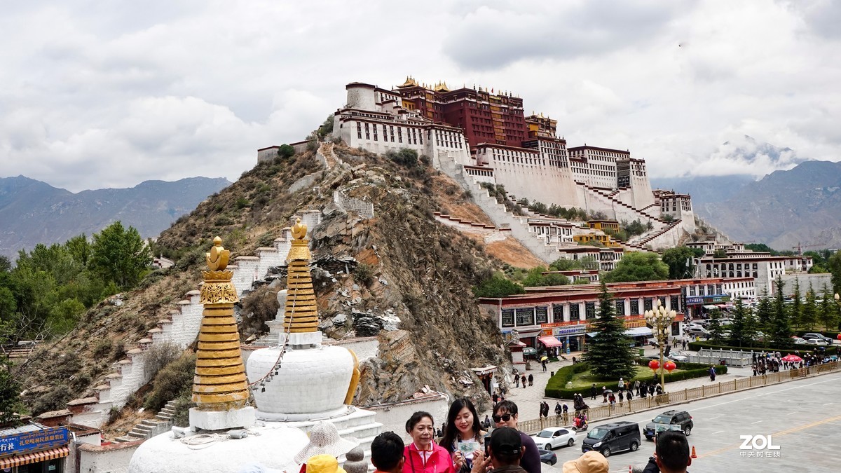 索尼FDR-AX700 多角度拍摄的布达拉宫