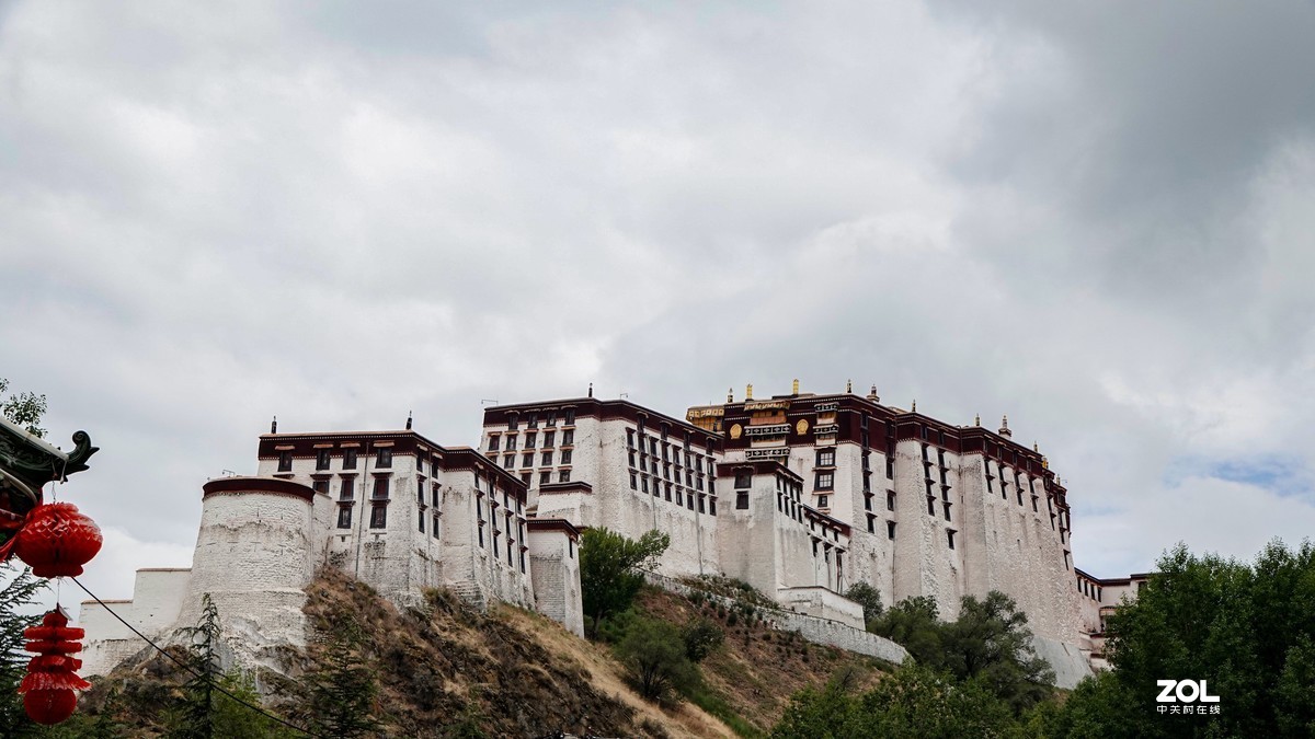 索尼FDR-AX700 多角度拍摄的布达拉宫