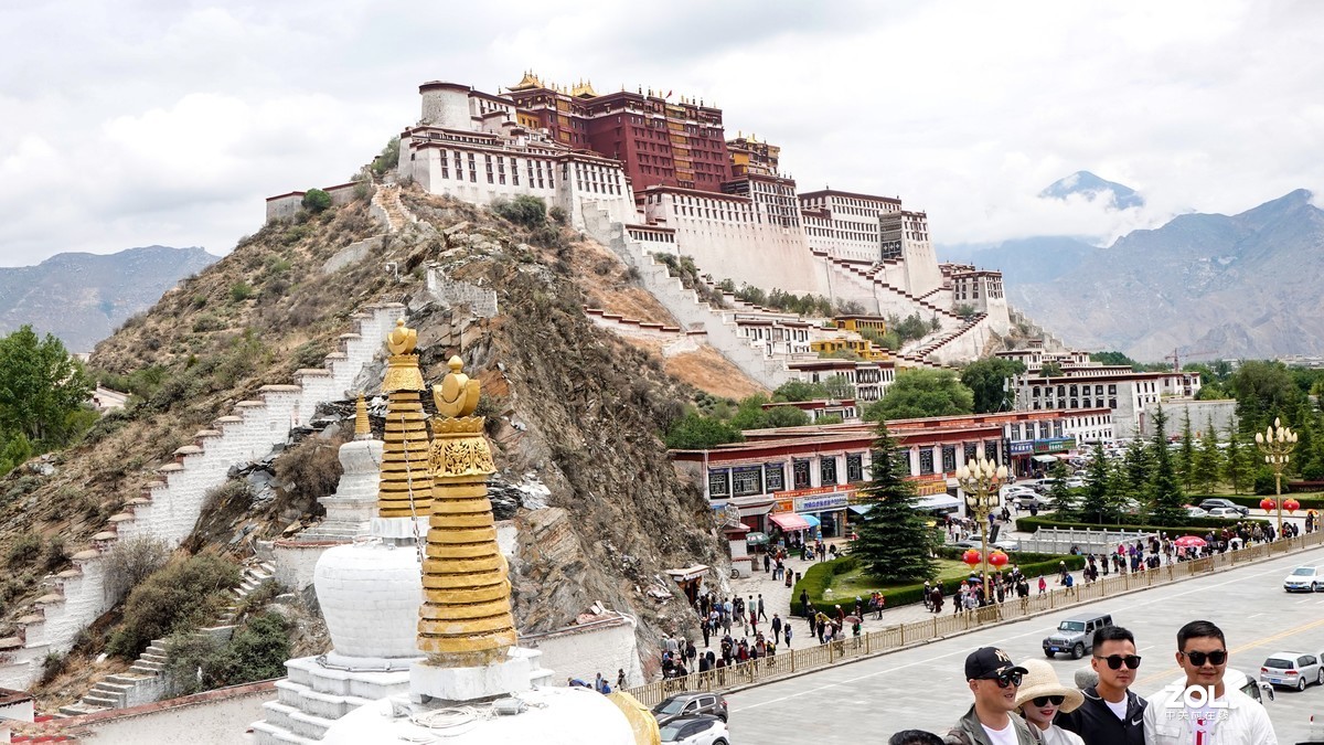 索尼FDR-AX700 多角度拍摄的布达拉宫