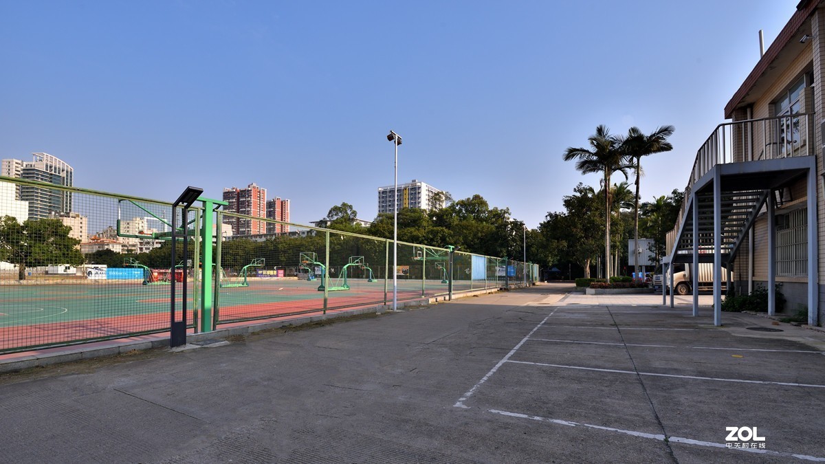 大学校园体育场馆