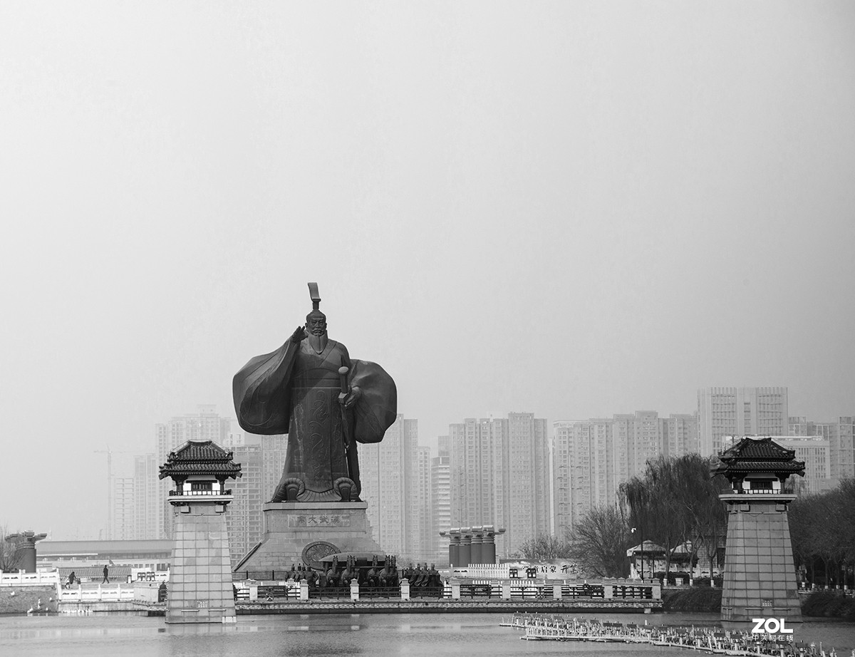 西安游记--------汉武大帝雕塑