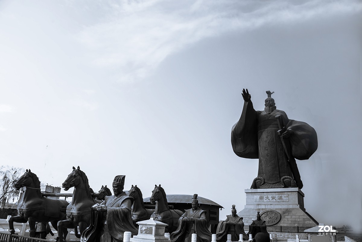西安游记--------汉武大帝雕塑