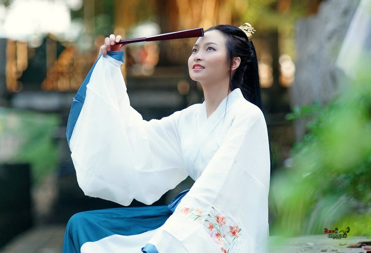 【花谢芳不败】 ---花招