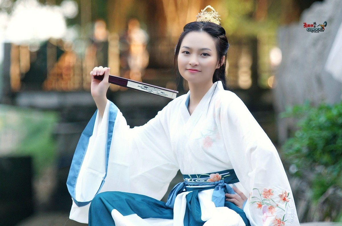 【花谢芳不败】 ---花招