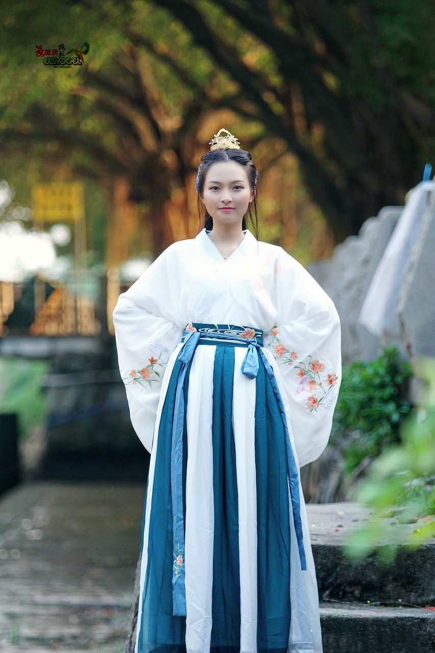 【花谢芳不败】 ---花招