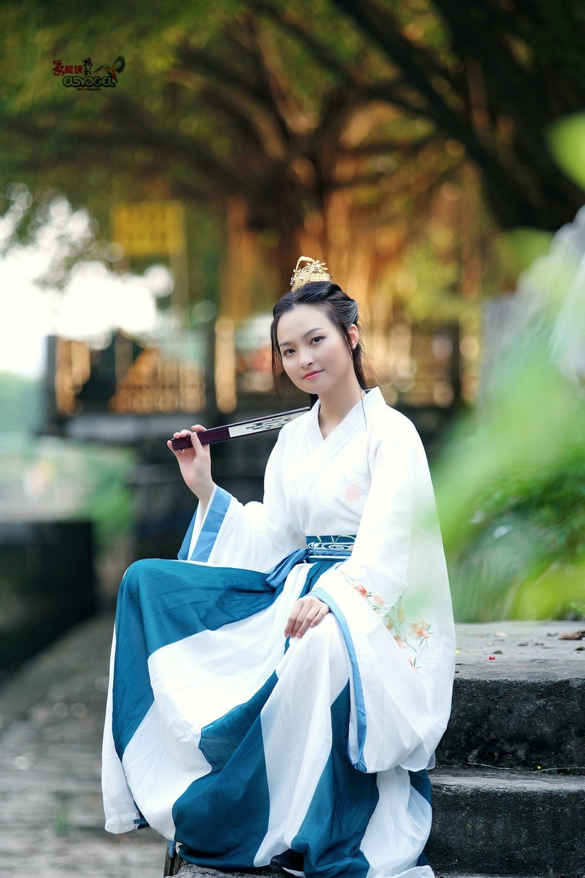 【花谢芳不败】 ---花招