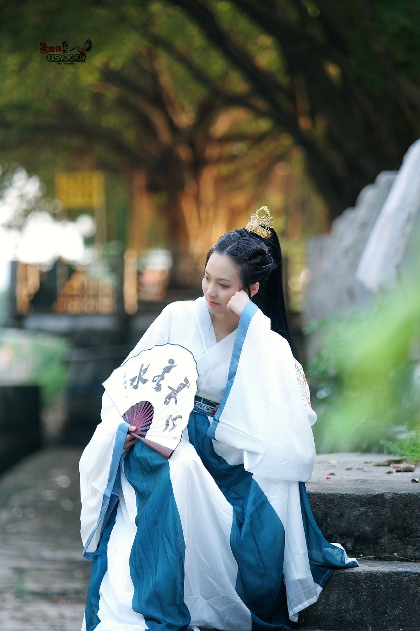 【花谢芳不败】 ---花招